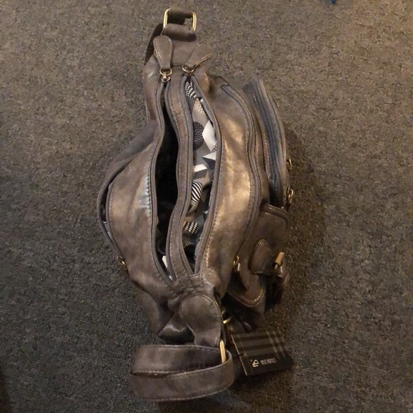 Grey Purse Crossbody with Y2K vibe Angel Barcelo - Picture 4 of 15